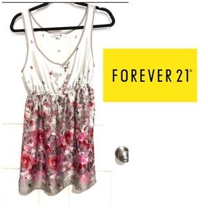 🦋 Forever 21 cute mini floral  dress size Medium